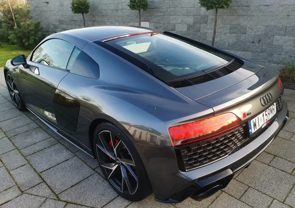 Audi R8 cena 699999 przebieg: 44000, rok produkcji 2021 z Chełmno małe 277